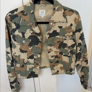 Lee Cropped Camouflage Denim Jacket - Green/Tan/Black
